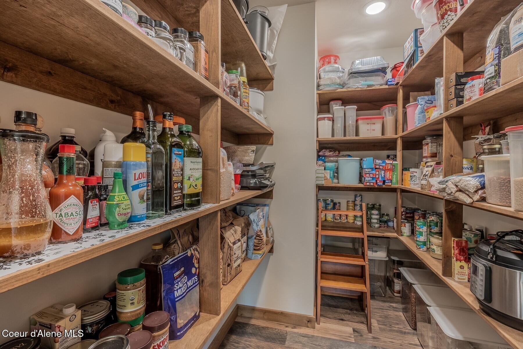 521 Magpie Lane Sandpoint, ID 83864 - Photo 14 of 84 Walk In Pantry