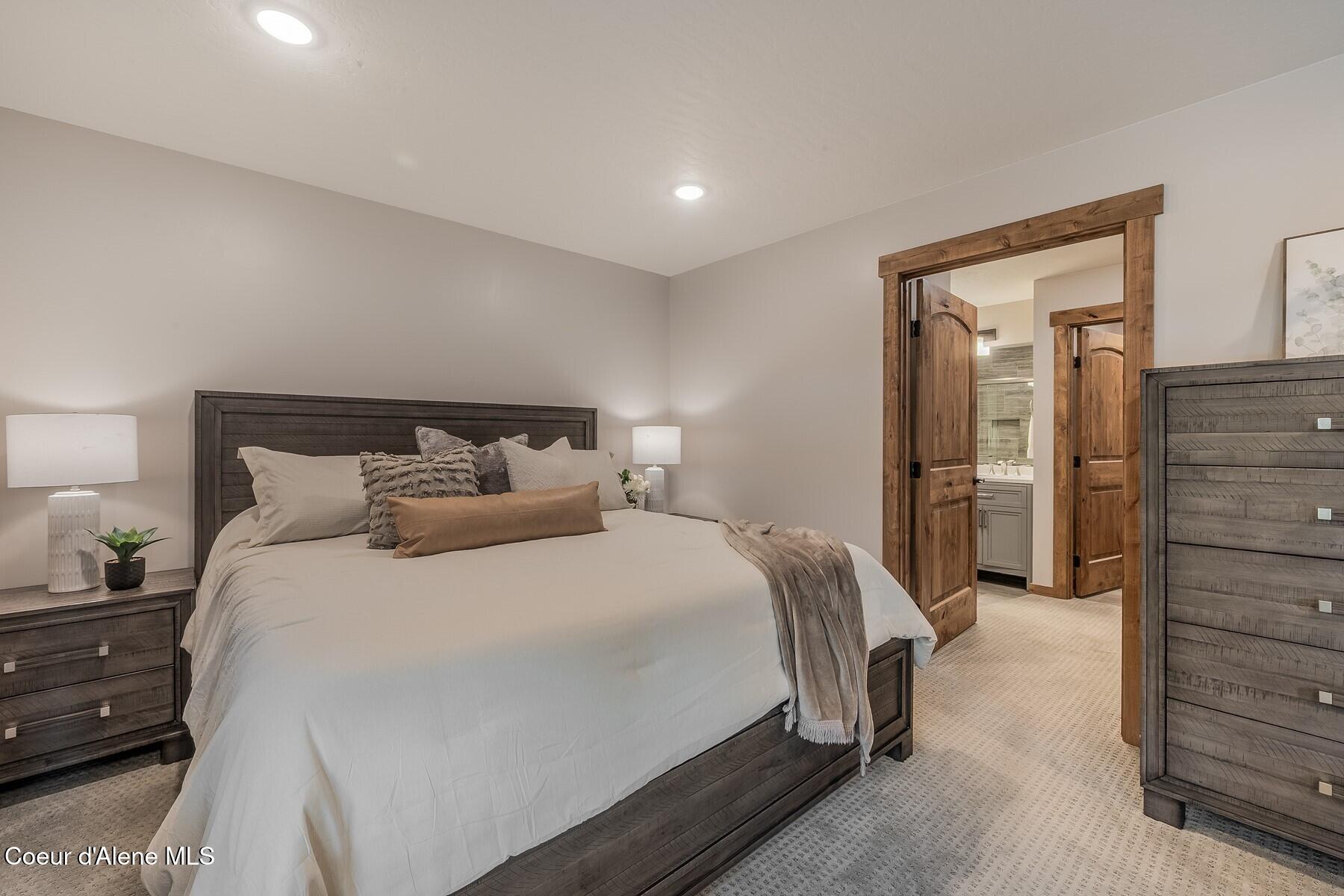 521 Magpie Lane Sandpoint, ID 83864 - Photo 20 of 84 Primary Bedroom