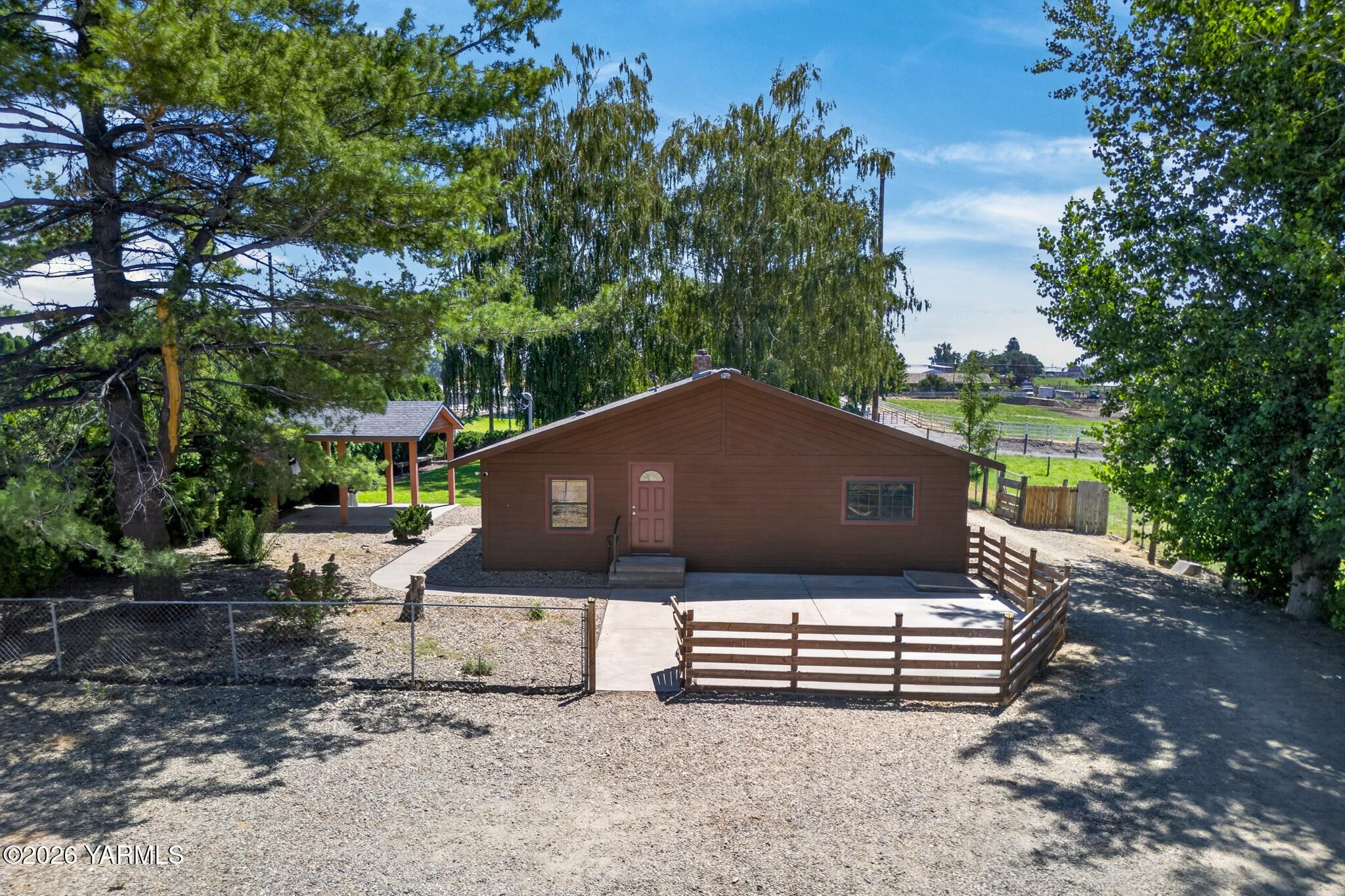 2281 Gurley Road Granger, WA 98932 - Photo 10 of 41 10 2281 Gurley Rd
