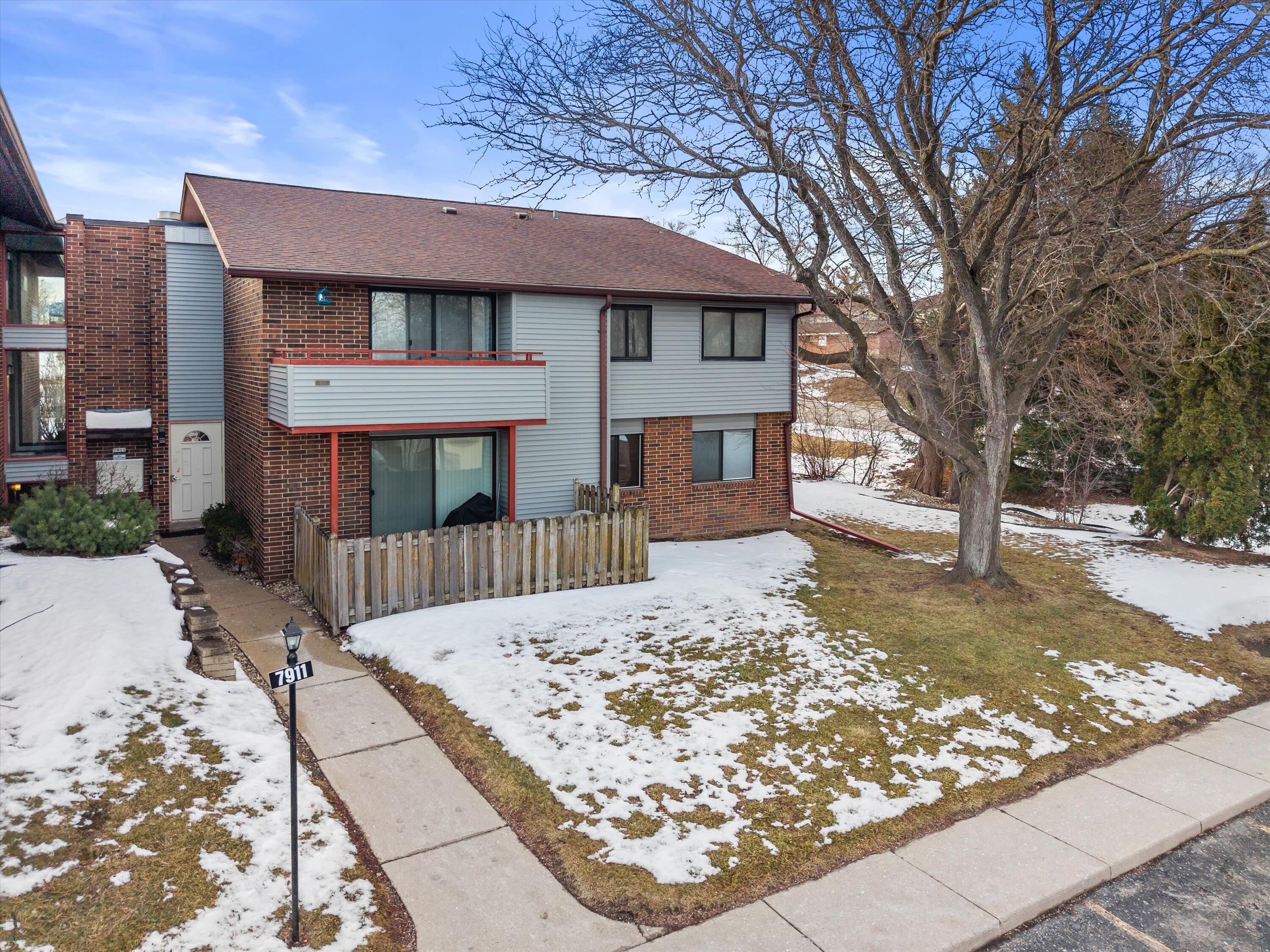 7911 South 68th Street, Unit 102 Franklin, WI 53132 - Photo 21 of 24 21-DJI_20260210154027_0010_D