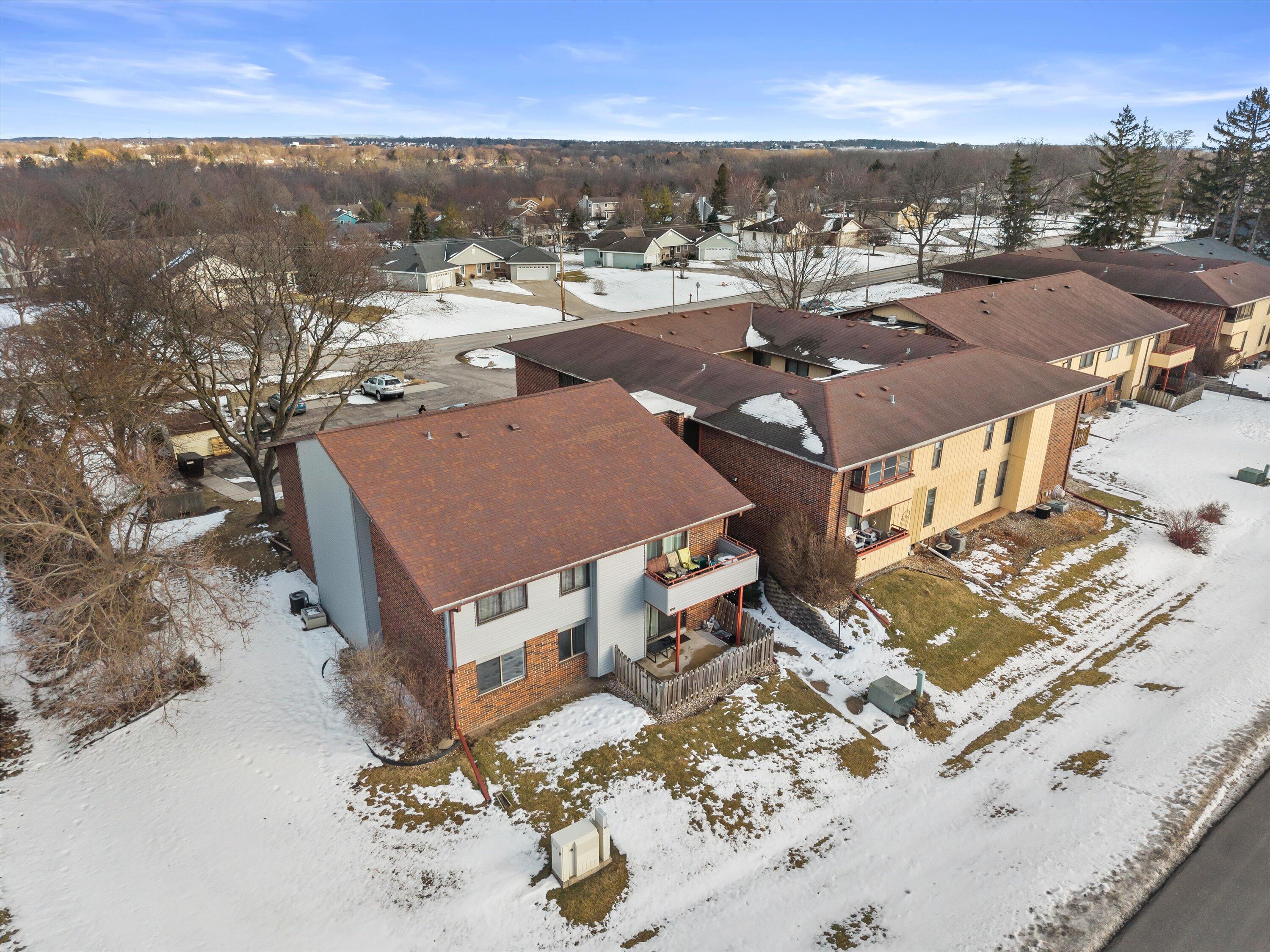 7911 South 68th Street, Unit 102 Franklin, WI 53132 - Photo 22 of 24 22-DJI_20260210154053_0015_D
