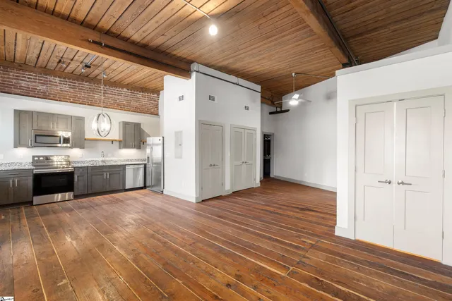 $250,000 | 806 Green Avenue, Unit 209, Greenville, SC 29605