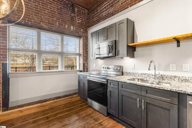 $250,000 | 806 Green Avenue, Unit 209, Greenville, SC 29605