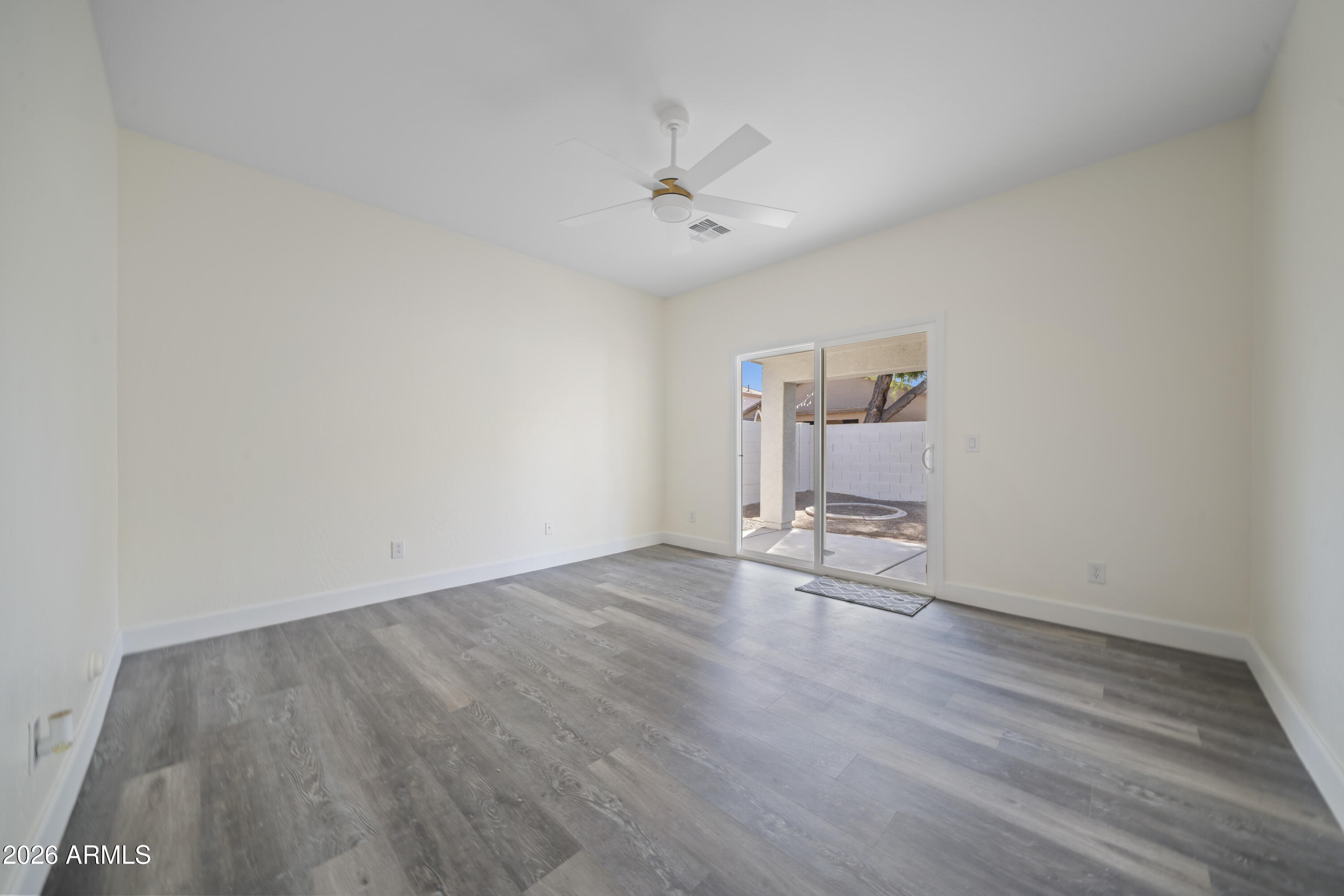 7945 West Chickasaw Street Phoenix, AZ 85043 - Photo 19 of 23 DSC08819