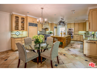 234 South Rimpau Boulevard Los Angeles, CA 90004 - Photo 15 of 53
