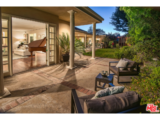 234 South Rimpau Boulevard Los Angeles, CA 90004 - Photo 45 of 53