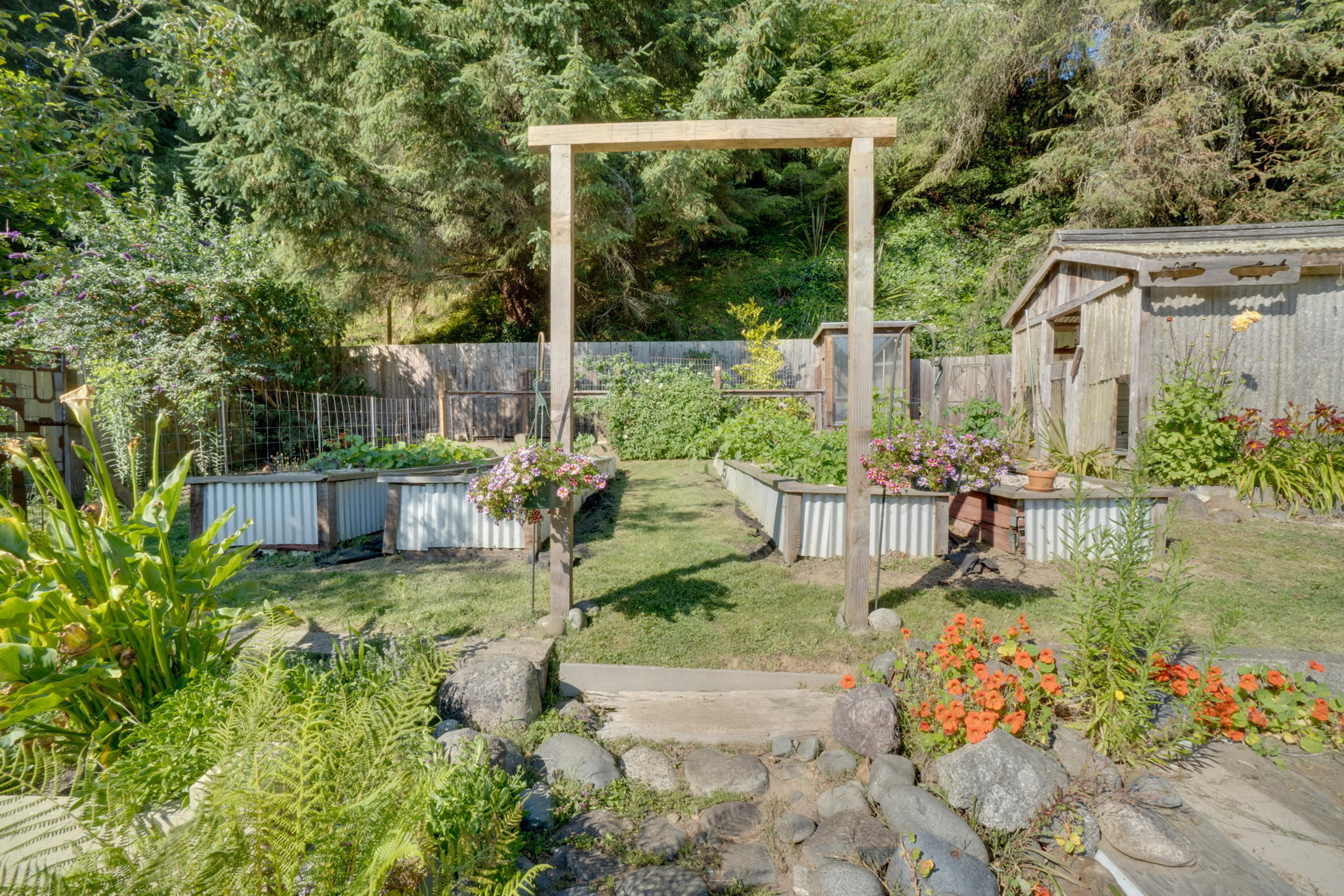 257 Hidden Valley Road Eureka, CA 95503 - Photo 54 of 62