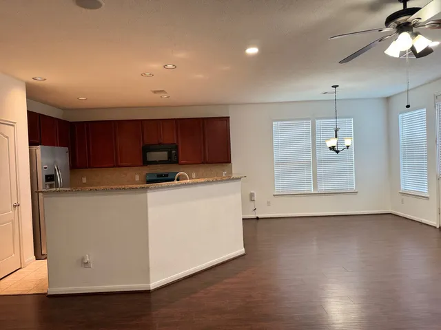 $2,500 | 3403 Braddock Lane, Manvel, TX 77578