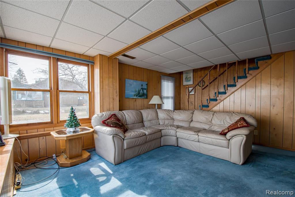 5370 Lakeshore Road Fort Gratiot, MI 48059 - Photo 11 of 28