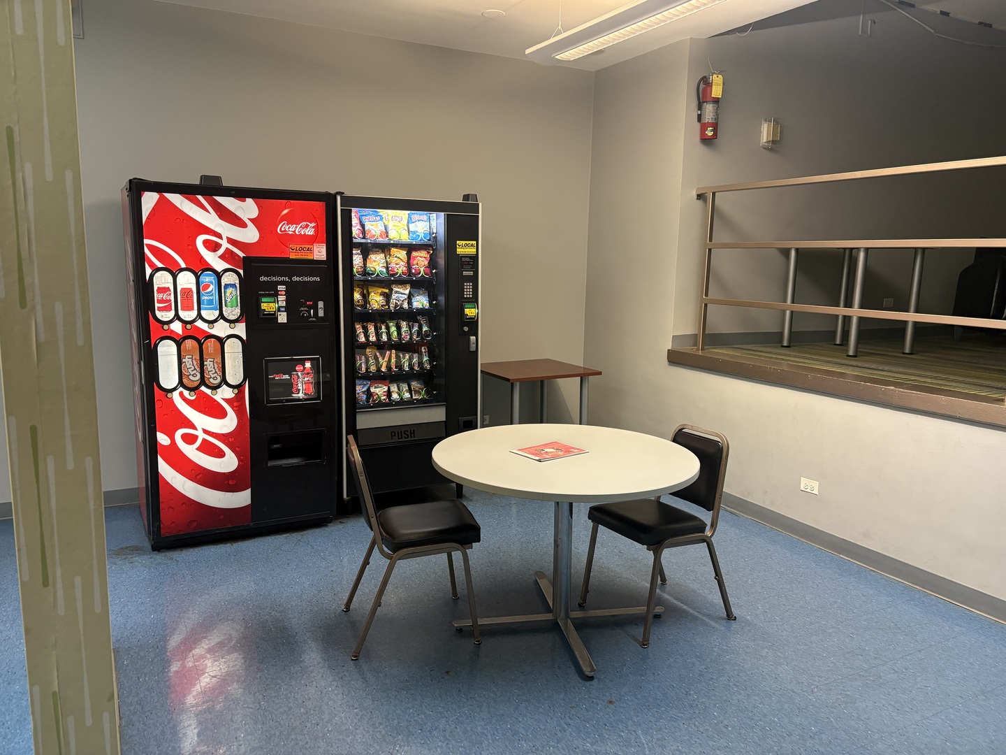 6301 North Sheridan Road, Unit 9M Chicago, IL 60660 - Photo 17 of 23