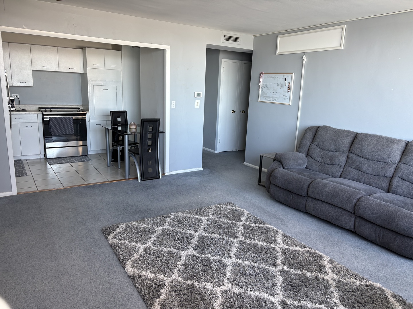 6301 North Sheridan Road, Unit 9M Chicago, IL 60660 - Photo 8 of 23