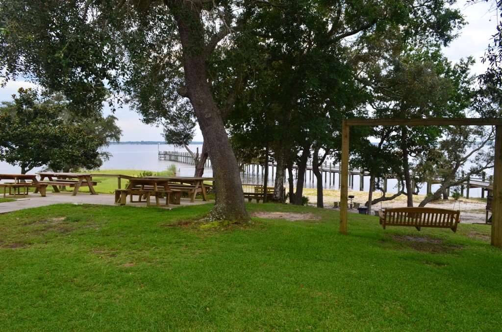 237 Defuniak Loop Lillian, AL 36549 - Photo 30 of 34