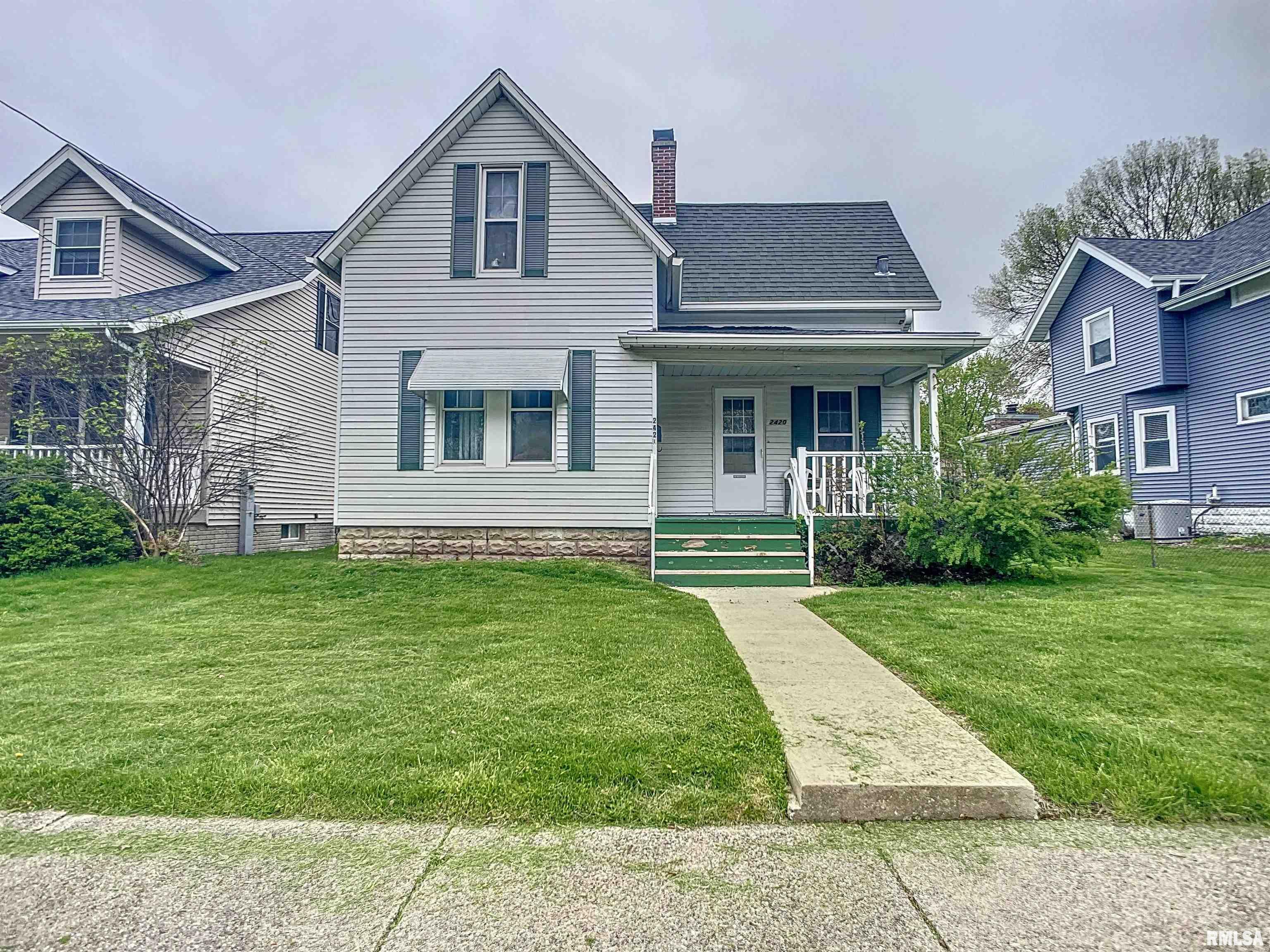2420 4th Street Moline, IL 61265 - Photo 1 of 25 Gallery Image 1