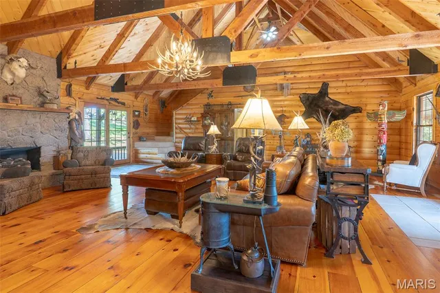 $1,350,000 | 174 Last Resort Road, Galena, MO 65656