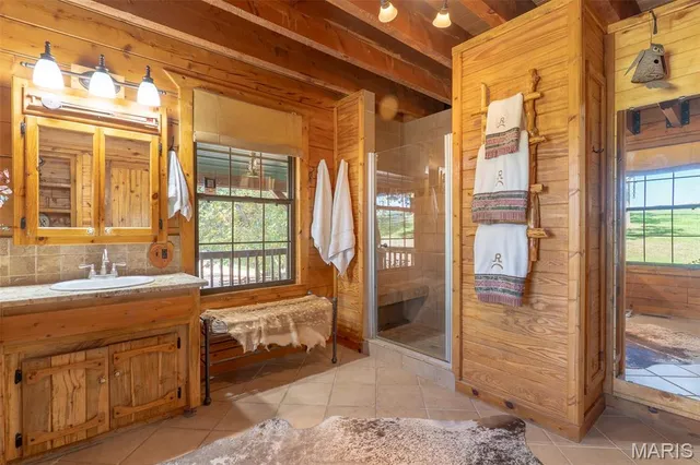 $1,350,000 | 174 Last Resort Road, Galena, MO 65656