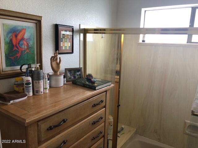 7272 East Gainey Ranch Road, Unit 33 Scottsdale, AZ 85258 - Photo 17 of 31 GUEST BATH