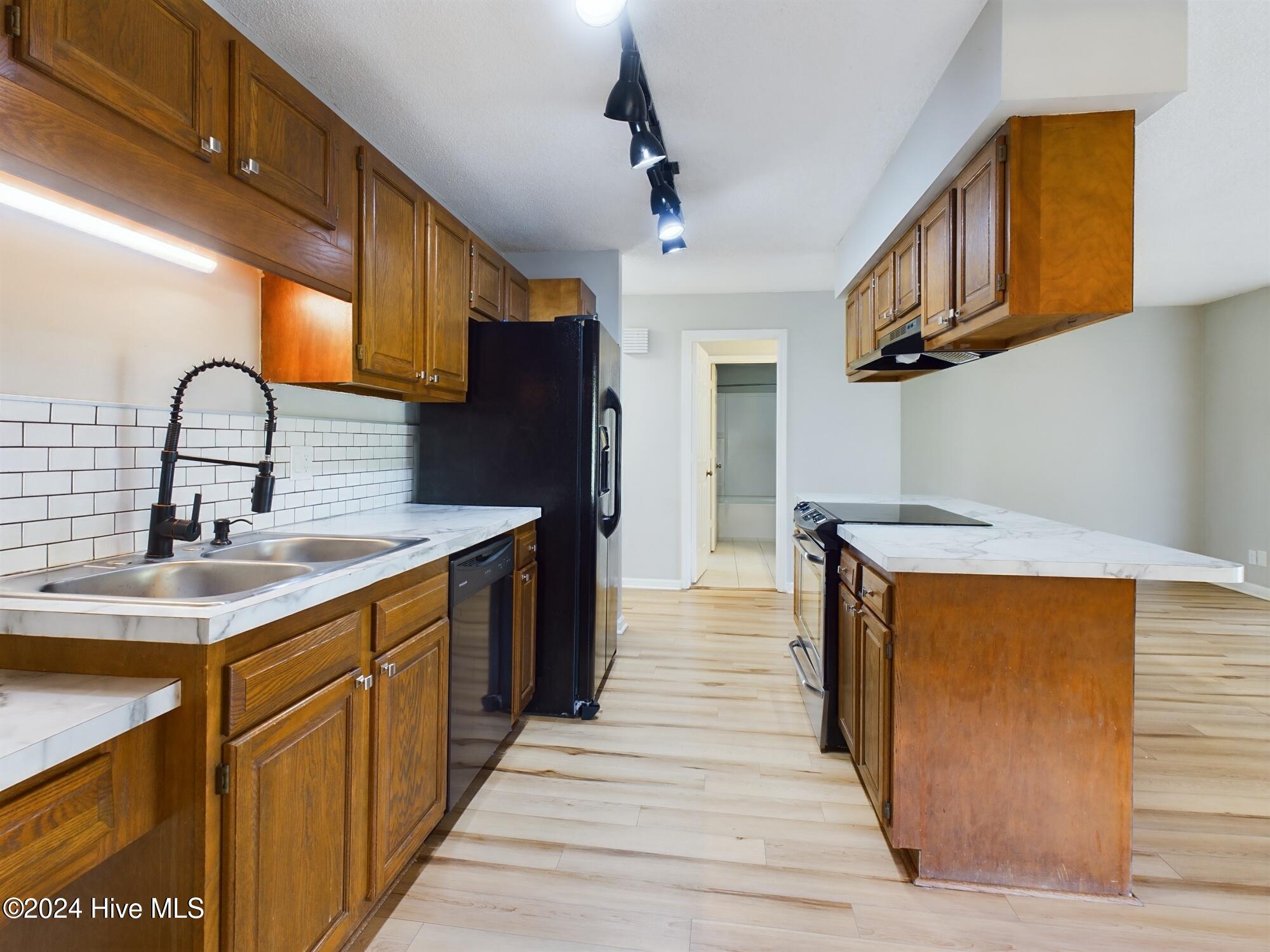 602 Dover Street Southern Pines, NC 28387 - Photo 16 of 49 CAM04094G0-PR0027-STILL017