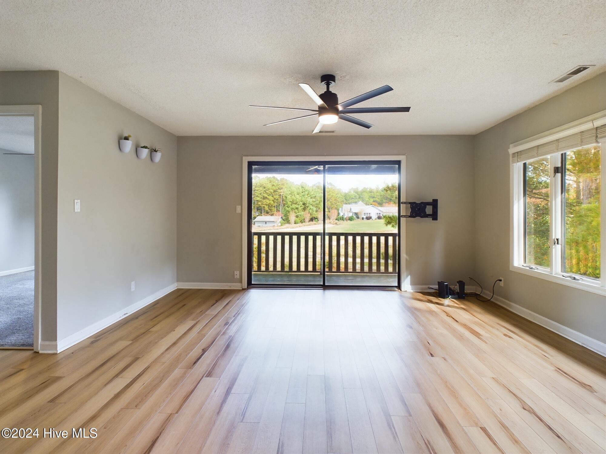 602 Dover Street Southern Pines, NC 28387 - Photo 6 of 49 CAM04094G0-PR0027-STILL012