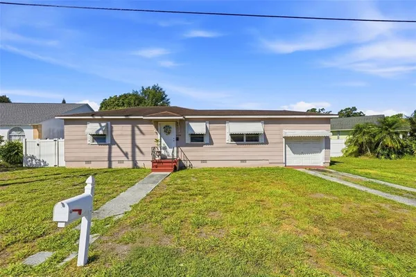 $249,000 | 4570 Haines Road North, St. Petersburg, FL 33714