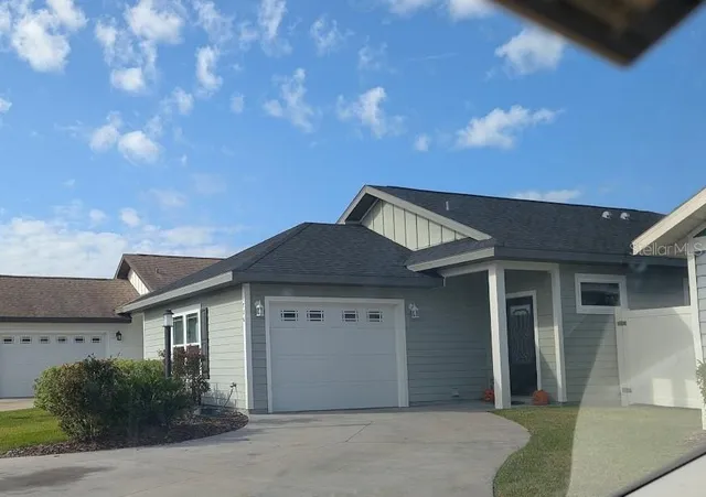 $2,100 | 1750 Southwest 246th Drive, Newberry, FL 32669
