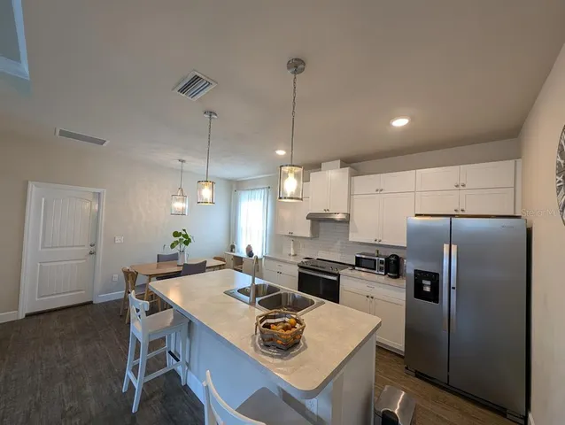 $2,100 | 1750 Southwest 246th Drive, Newberry, FL 32669