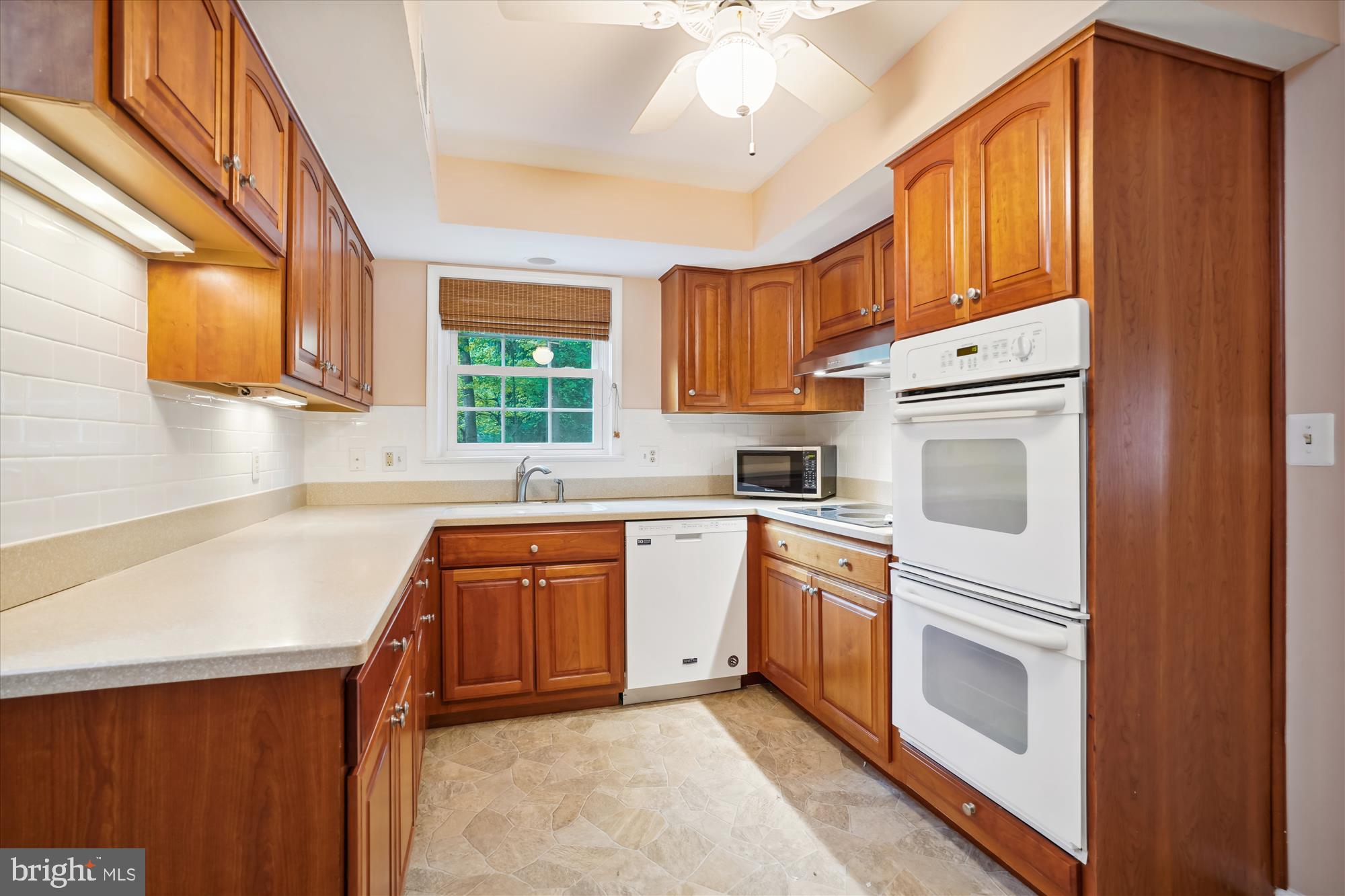 12123 Stirrup Road Reston, VA 20191 - Photo 12 of 53 Kitchen with Cherry Cabinets, Double Oven.