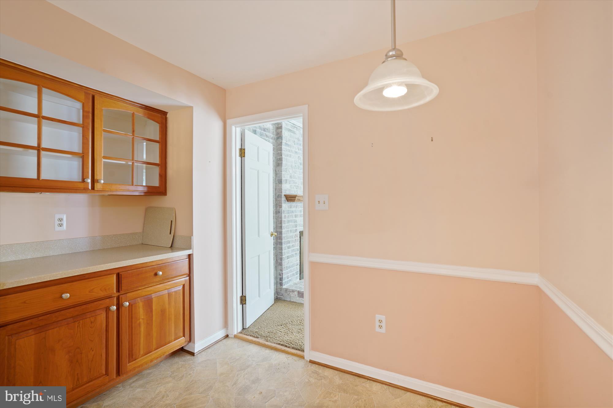 12123 Stirrup Road Reston, VA 20191 - Photo 15 of 53 Breakfast Area to Family Room