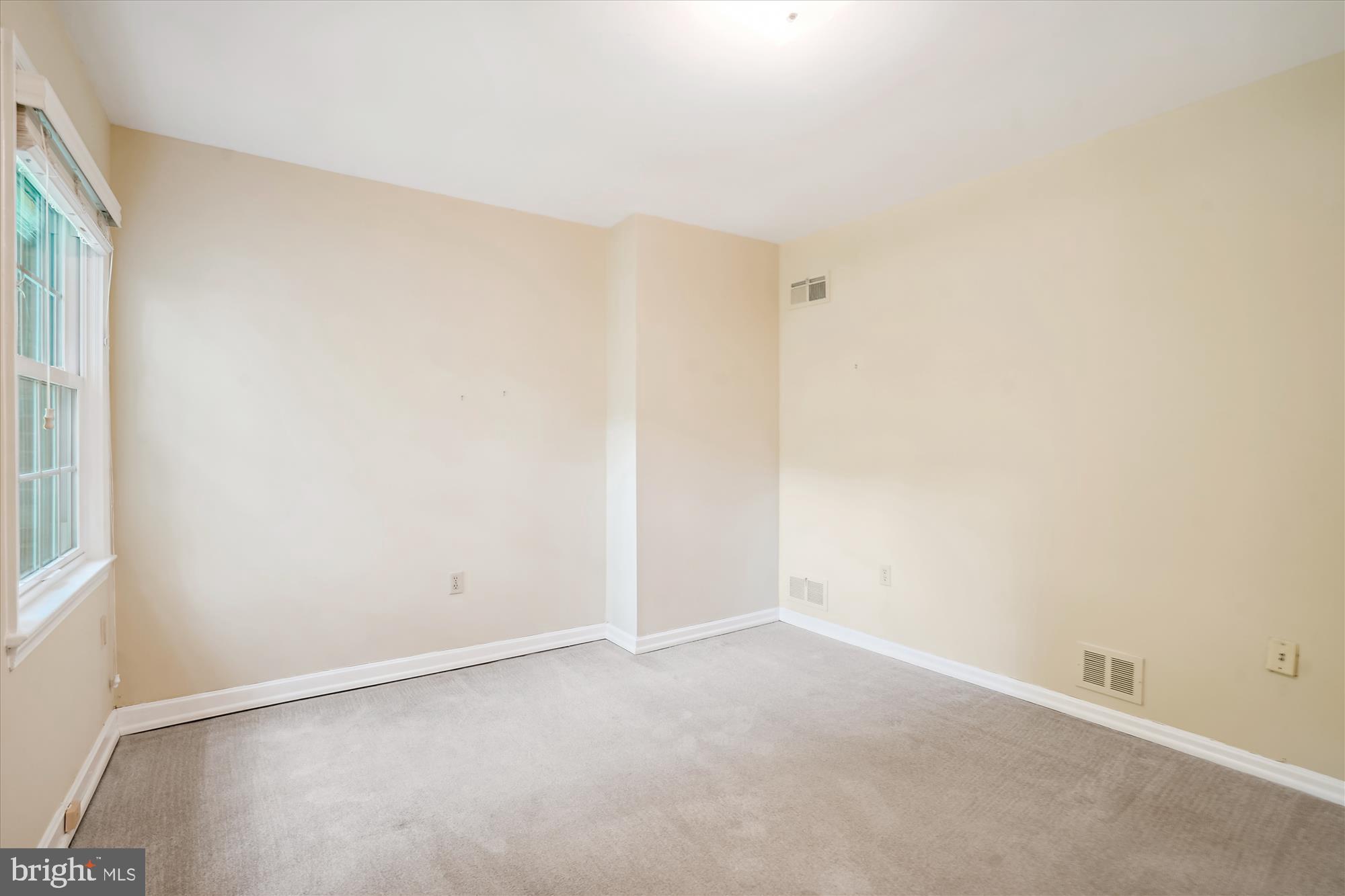 12123 Stirrup Road Reston, VA 20191 - Photo 20 of 53 5th Bedroom/Den