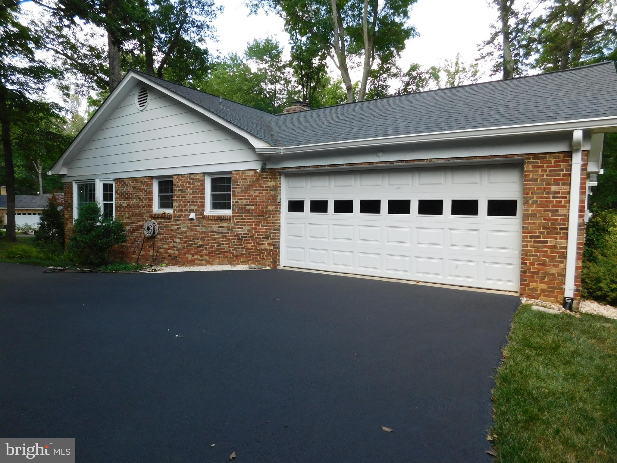 12123 Stirrup Road Reston, VA 20191 - Photo 50 of 53 Sideload garage.
