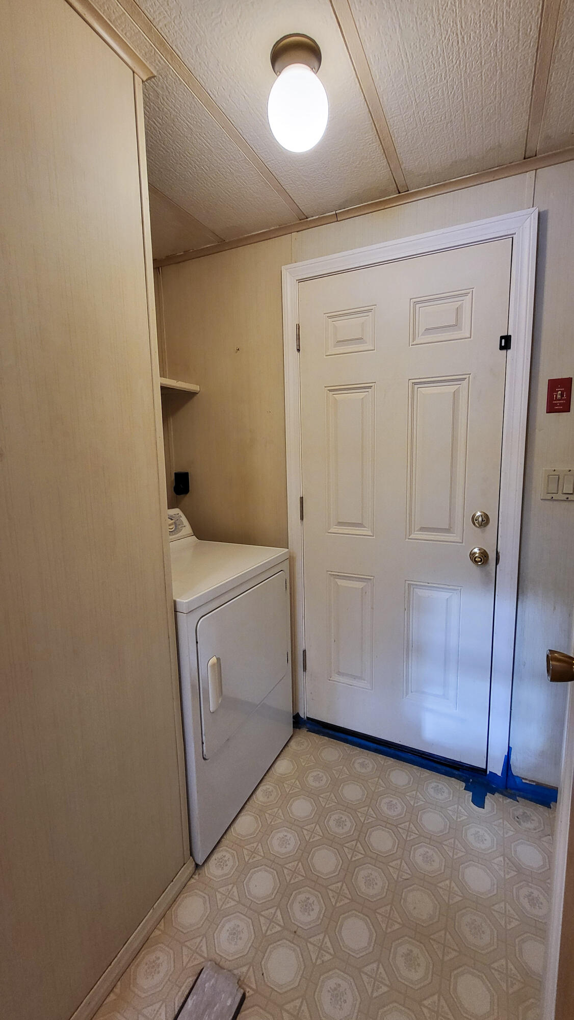 9 Carroll Avenue Standish, ME 04084 - Photo 14 of 18 9-20251209_135003