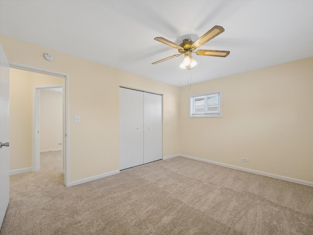 115 West Helen Road Palatine, IL 60067 - Photo 13 of 16 a view of an empty room