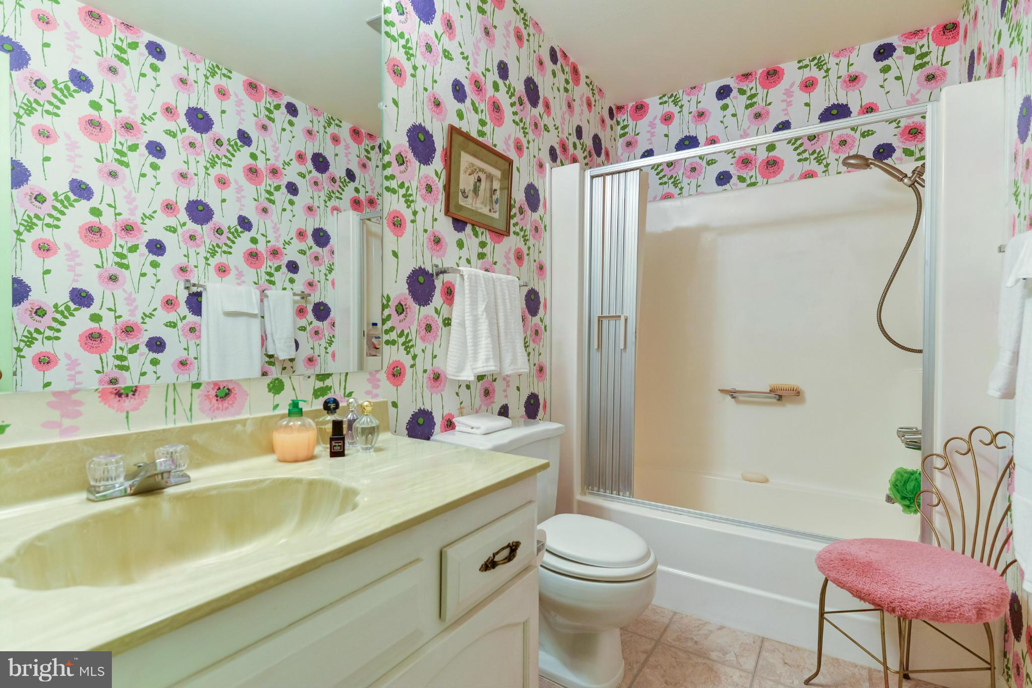 3668 Edelmar Terrace, Unit 118B Silver Spring, MD 20906 - Photo 14 of 27 Hall Bath