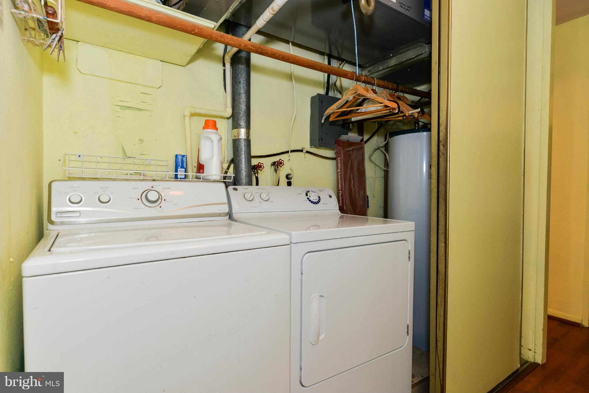 3668 Edelmar Terrace, Unit 118B Silver Spring, MD 20906 - Photo 20 of 27 Washer/Dryer