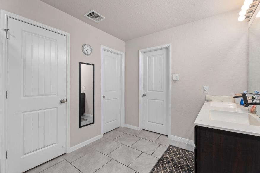 715 Harvest Bluff Drive Rosharon, TX 77583 - Photo 24 of 36