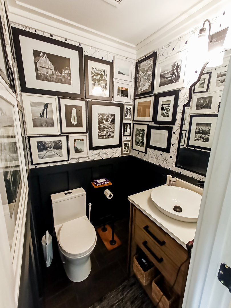 2771 East 1779th Road Ottawa, IL 61350 - Photo 13 of 36 a bathroom with a toilet sink and mirror