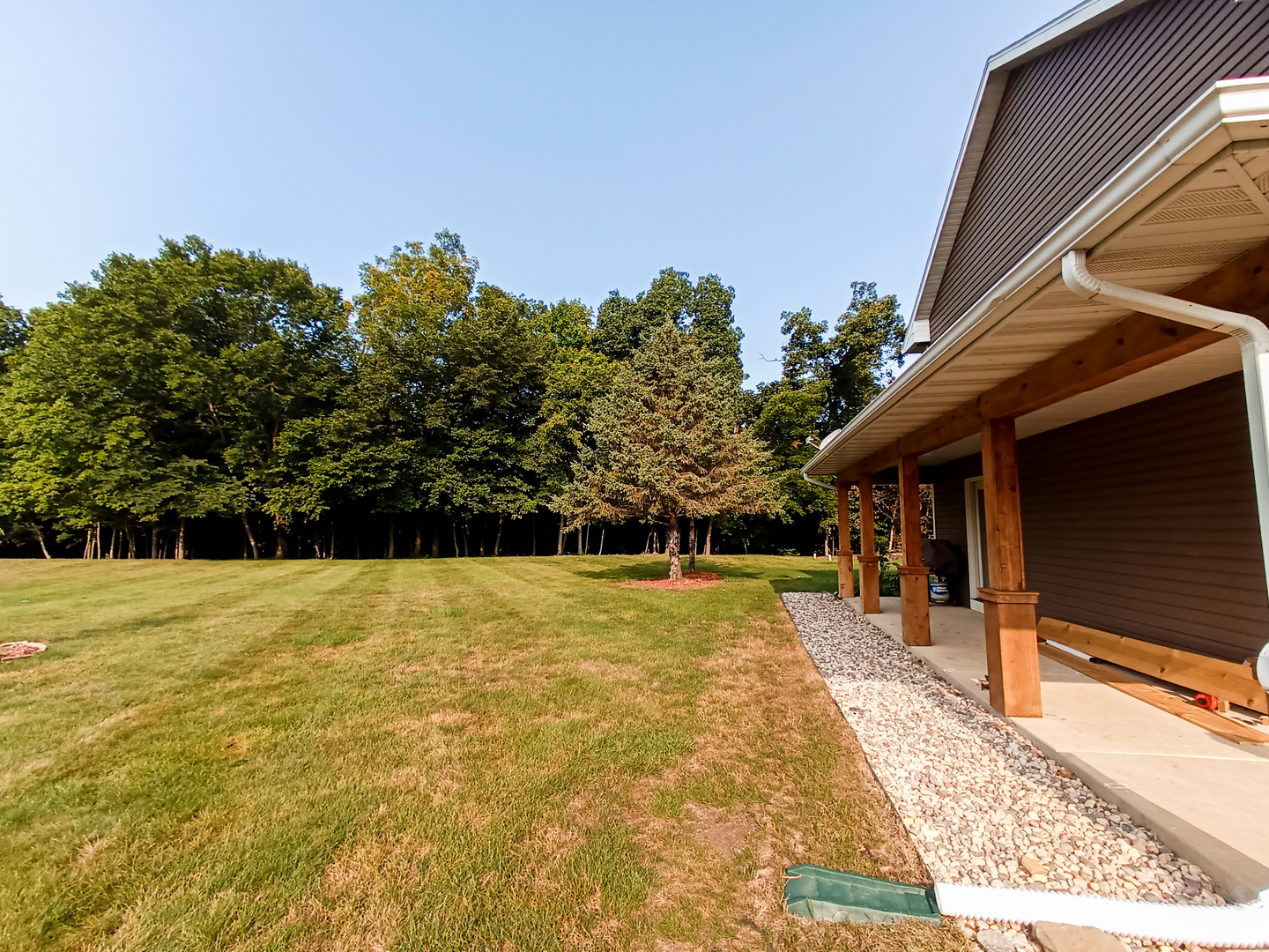 2771 East 1779th Road Ottawa, IL 61350 - Photo 35 of 36 a view of back yard of the house