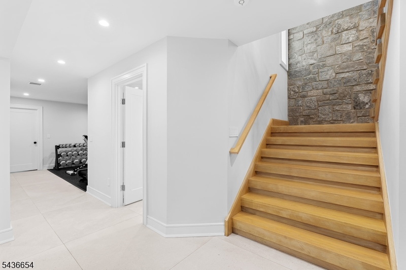 9 Hilltop Road Kinnelon, NJ 07405 - Photo 28 of 50