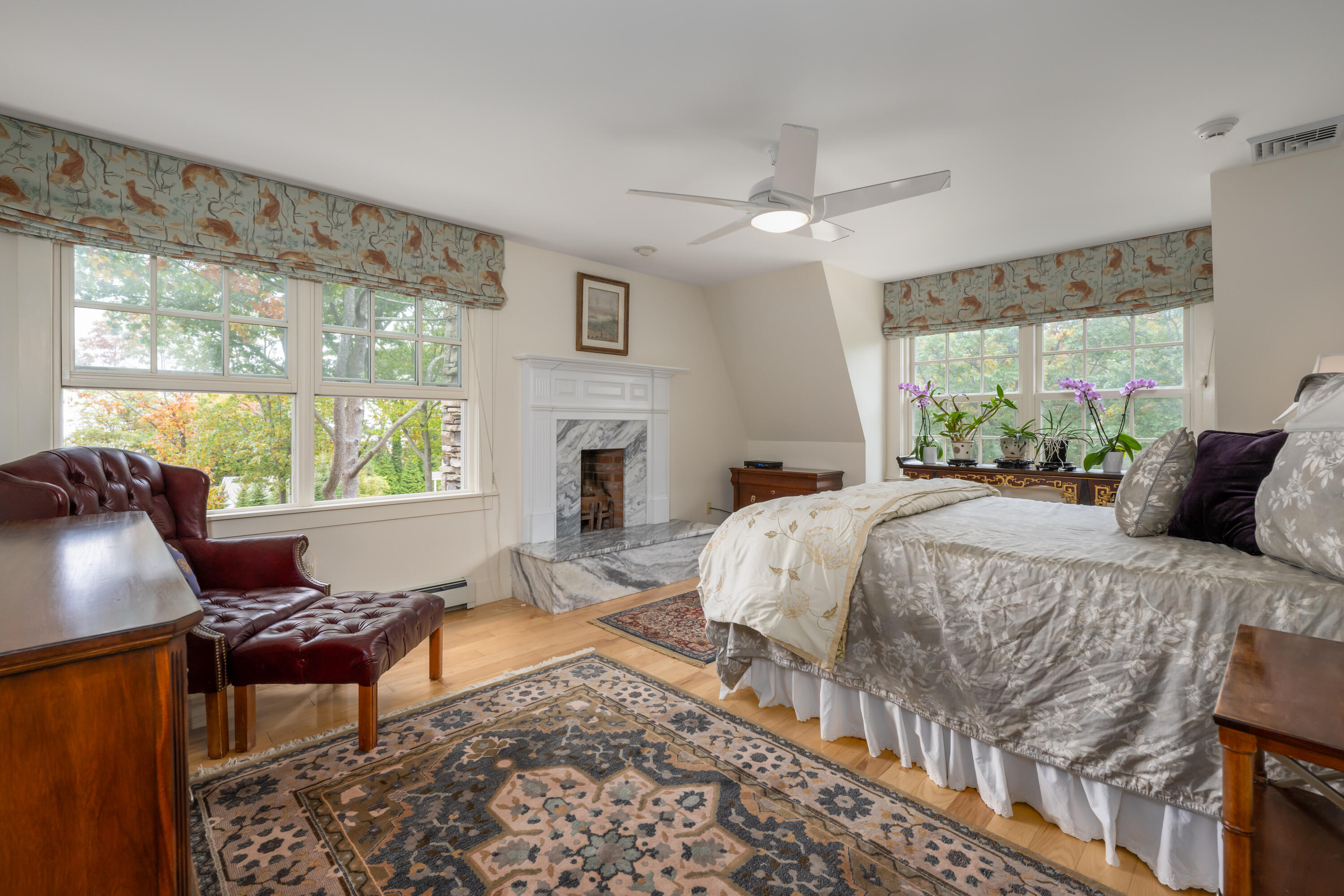 26 Circuit Road Cape Neddick, ME 03902 - Photo 13 of 20 Primary Bedroom