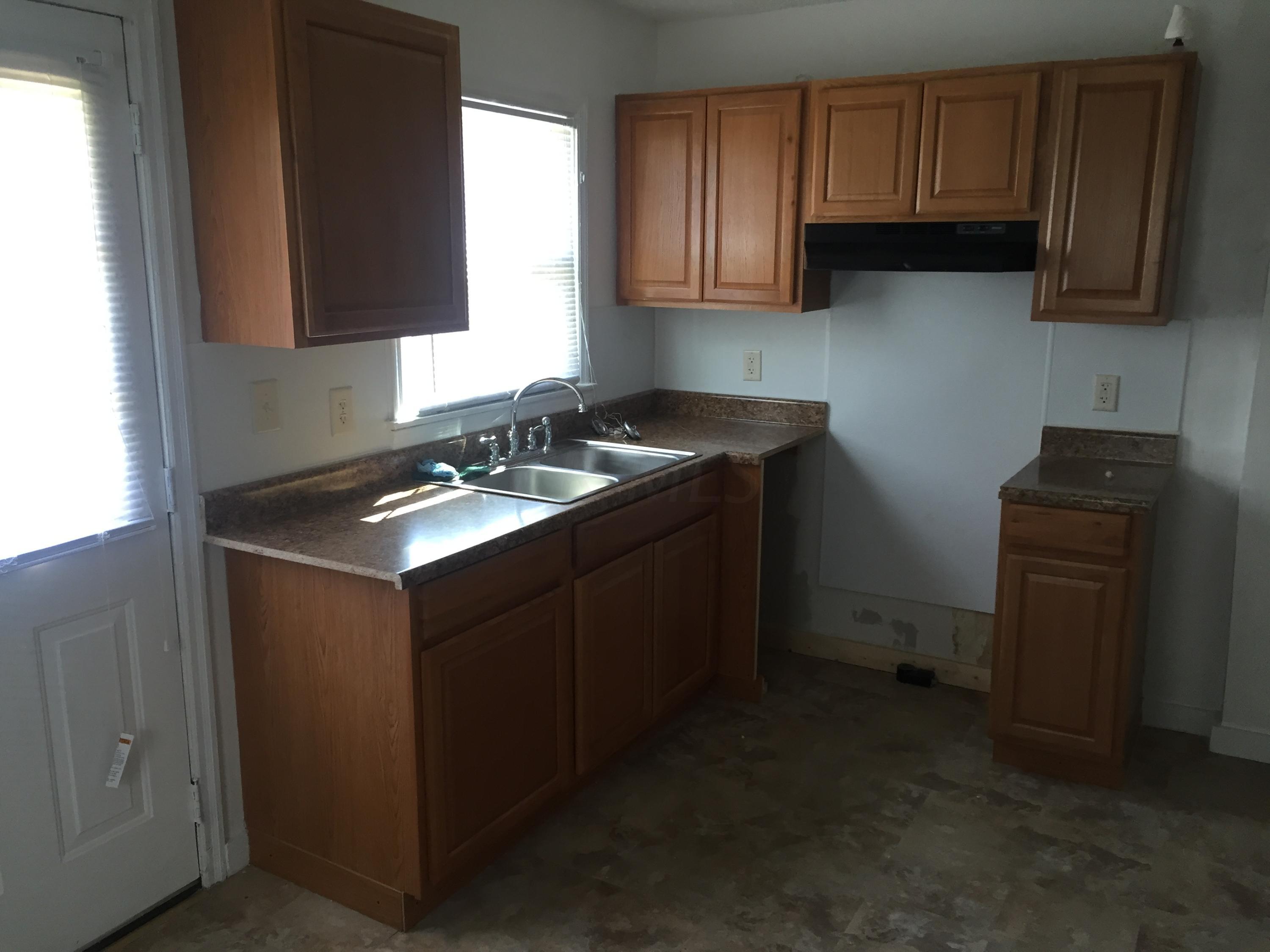 60 North Hamilton Road, Unit 1E Columbus, OH 43213 - Photo 7 of 14
