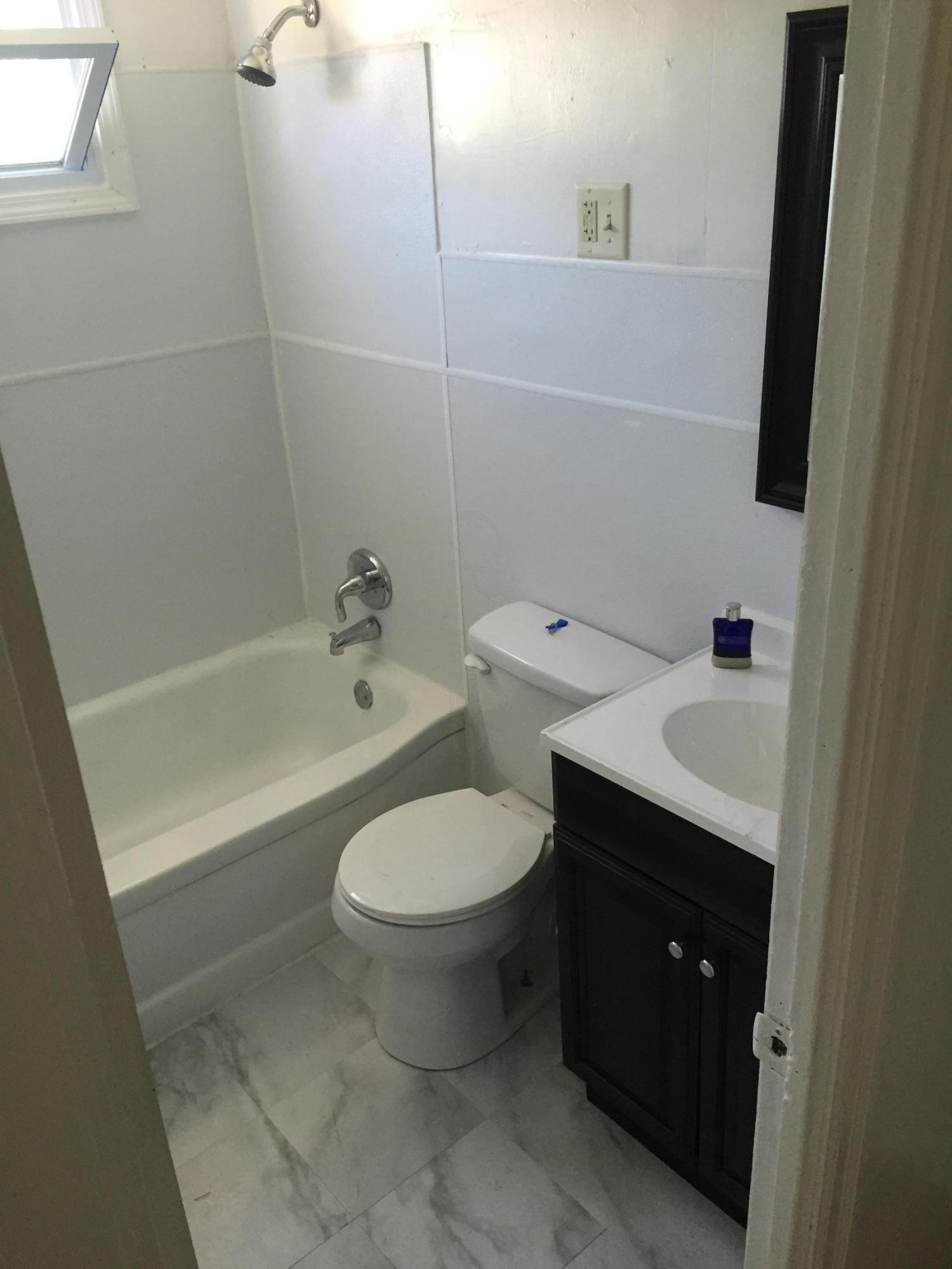 60 North Hamilton Road, Unit 1E Columbus, OH 43213 - Photo 9 of 14