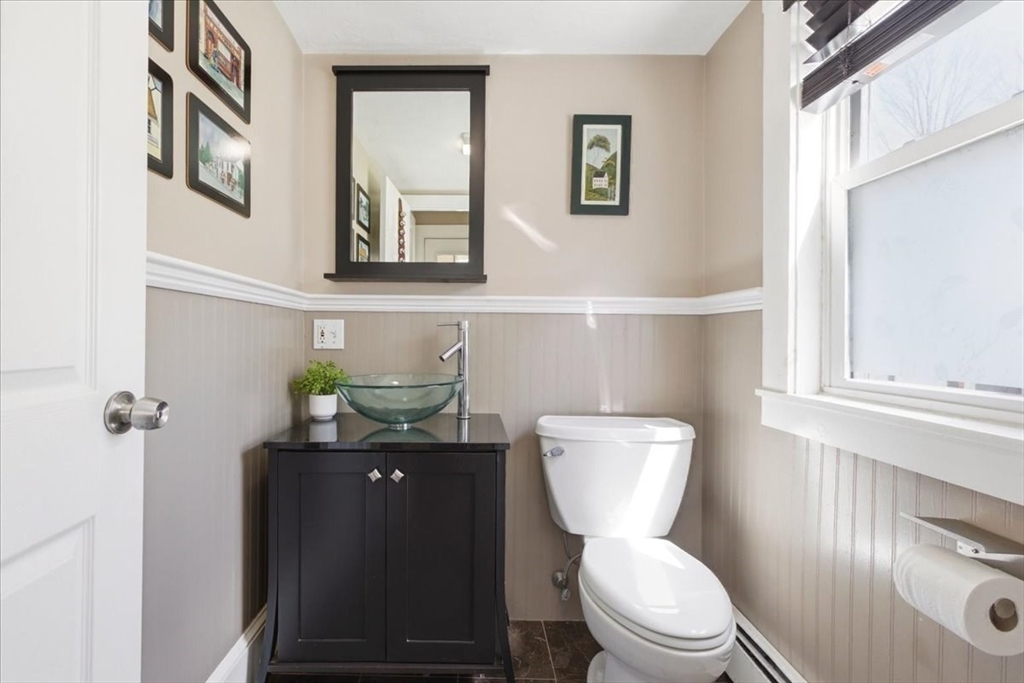 29 Clapp Street Walpole, MA 02081 - Photo 12 of 37