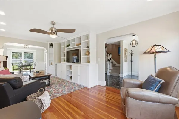 $929,000 | 29 Clapp Street, Walpole, MA 02081
