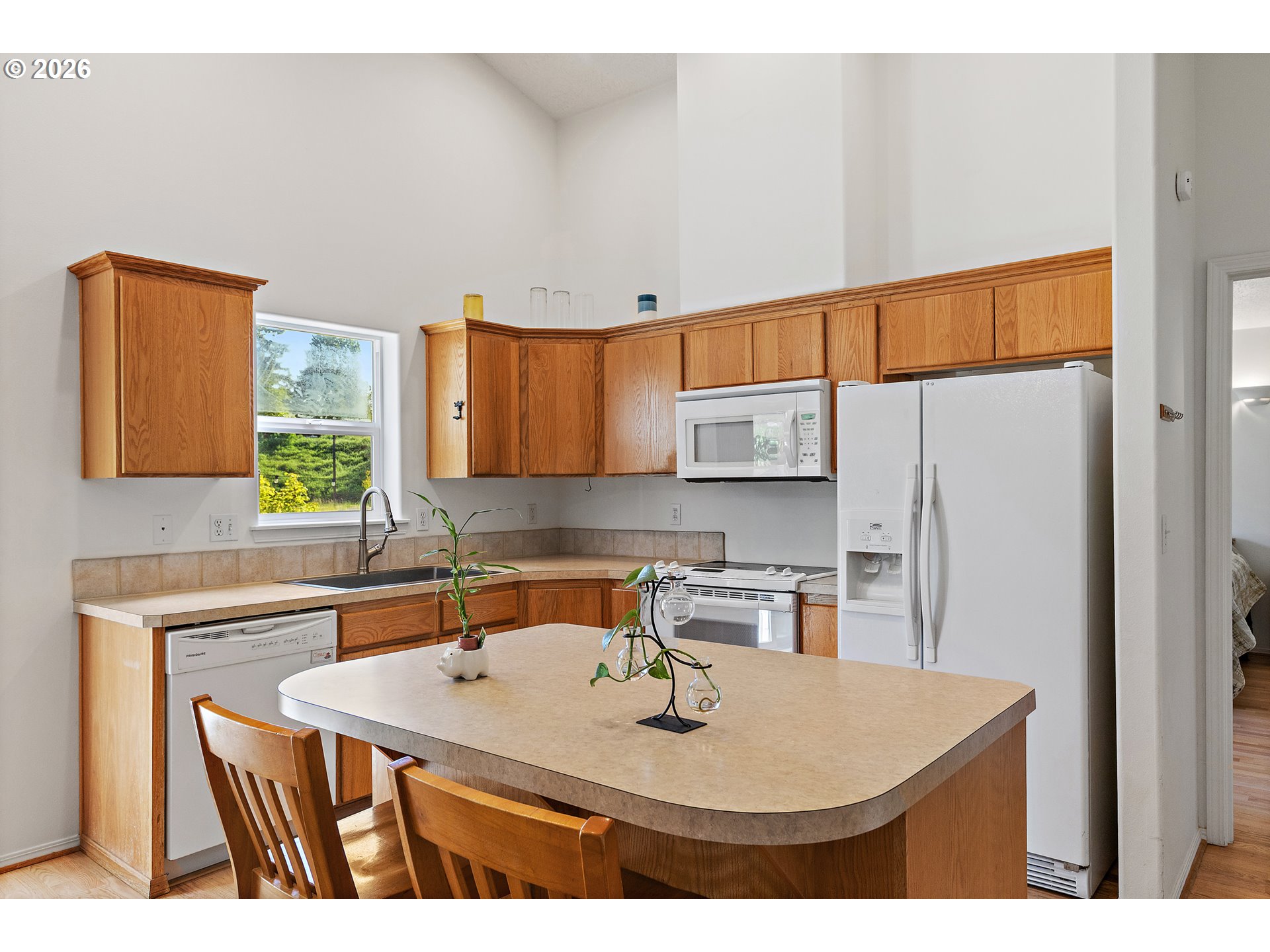 38984 Jerger Street Sandy, OR 97055 - Photo 12 of 25 Kitchen