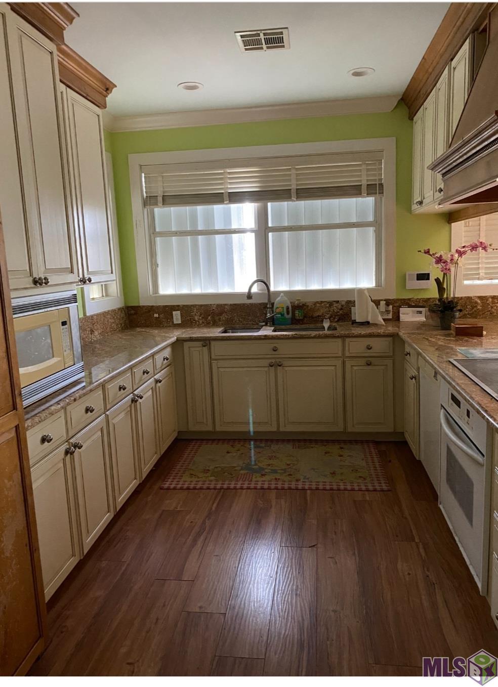 1044 Rappelet Street Golden Meadow, LA 70357 - Photo 4 of 10 Gallery Image 4