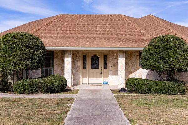 $725,000 | 111 North Cloud Drive, Kerrville, TX 78028
