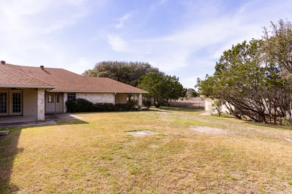 $725,000 | 111 North Cloud Drive, Kerrville, TX 78028