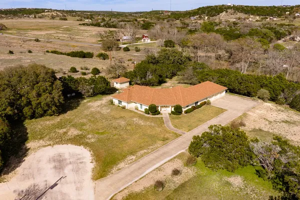 $725,000 | 111 North Cloud Drive, Kerrville, TX 78028