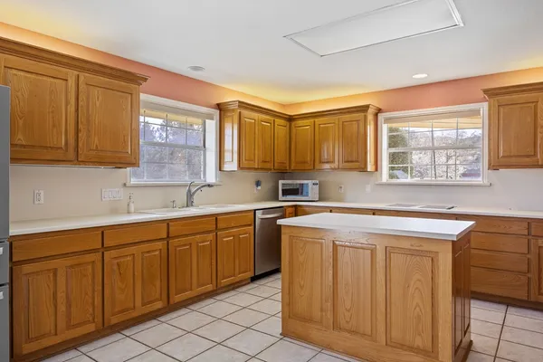 $725,000 | 111 North Cloud Drive, Kerrville, TX 78028