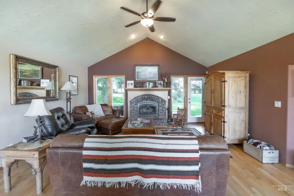 $3,599,000 | 6451 Little Freezeout Road, Caldwell, ID 83607