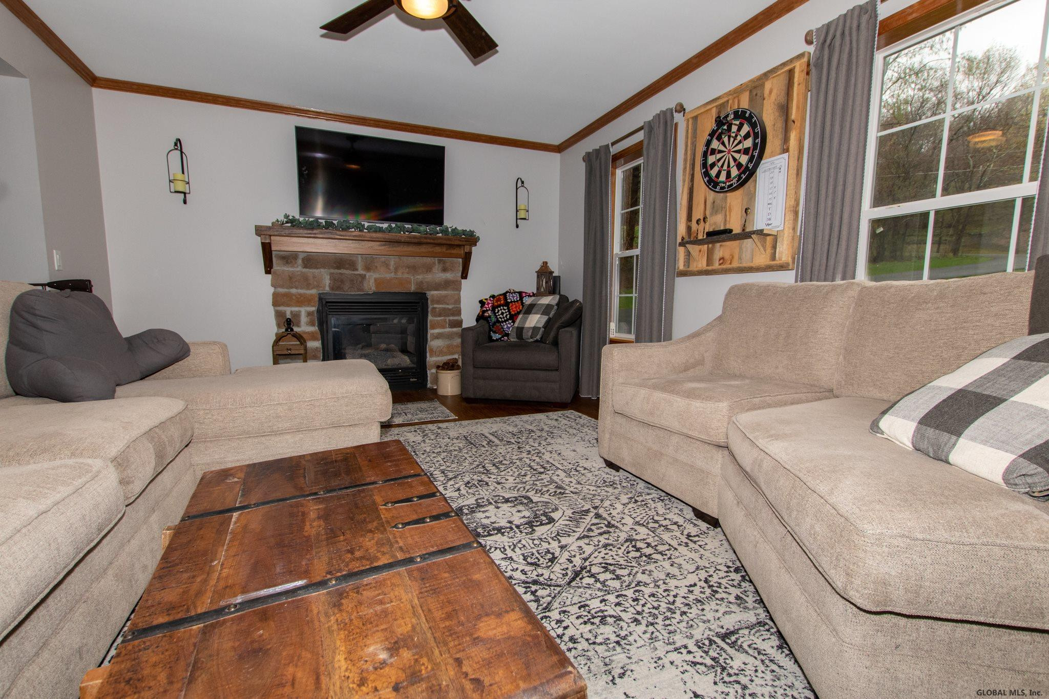 559 Rector Road Glenville, NY 12302 - Photo 5 of 28 Photo 5